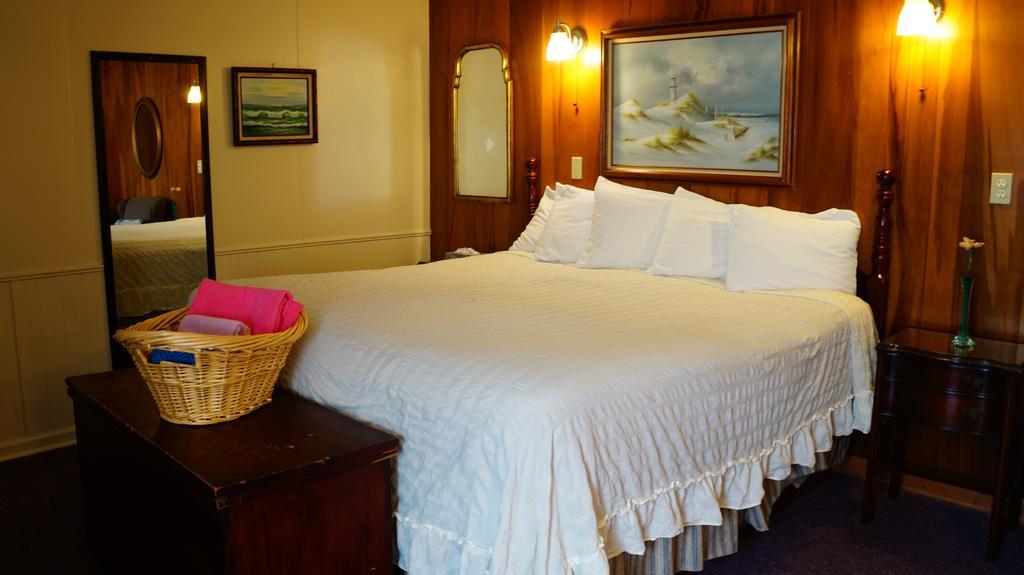Harbor Haus Inn & Suites Hermann Pokoj fotografie